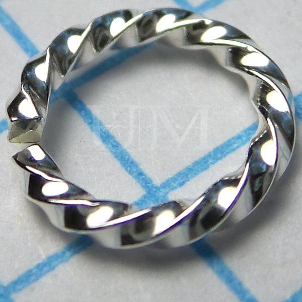 twisted wire saw-cut jump rings