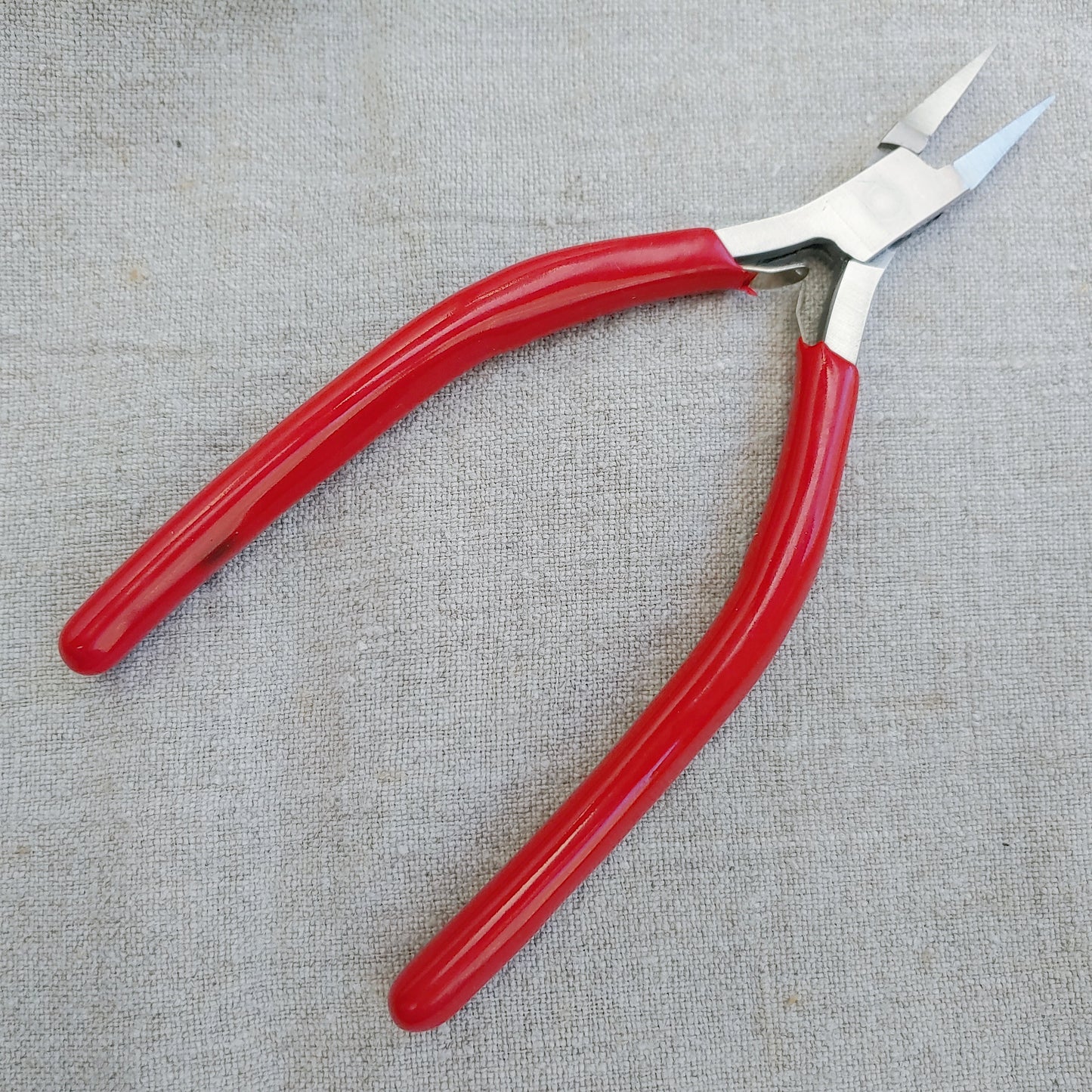 Eurotool Red Pliers and Cutters