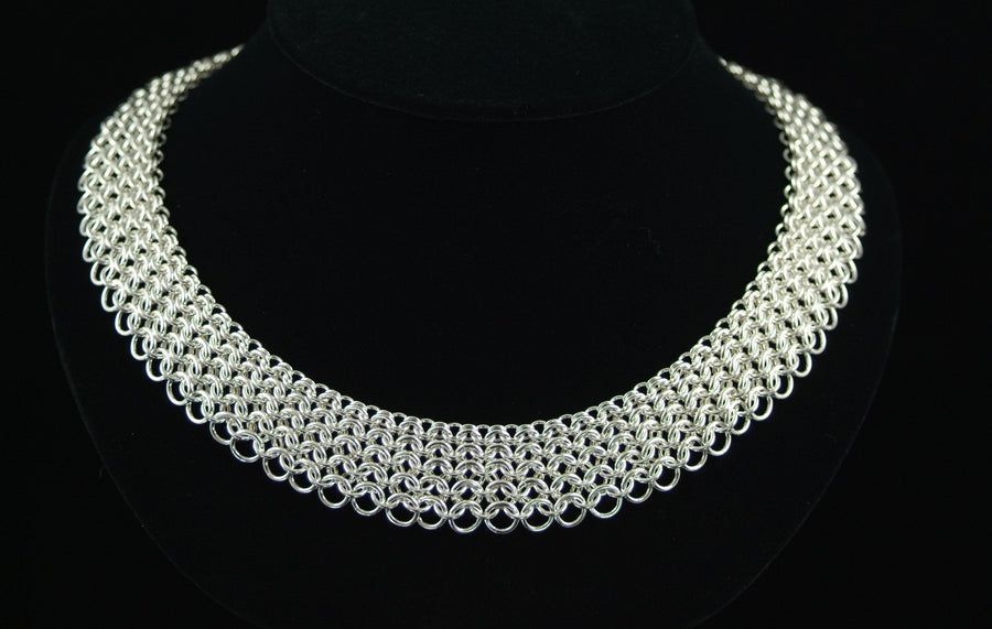 Graduated European 4-in-1 Collar in silver chainmaille on a black bust, Urban Maille