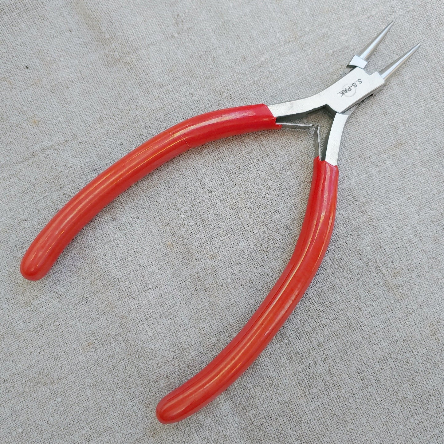 Eurotool Red Pliers and Cutters