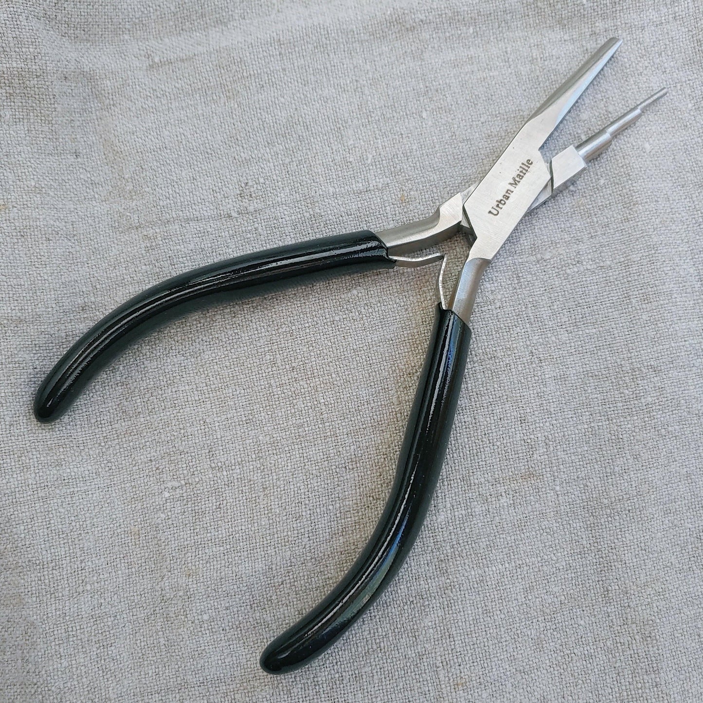 Stepped Coiling Pliers