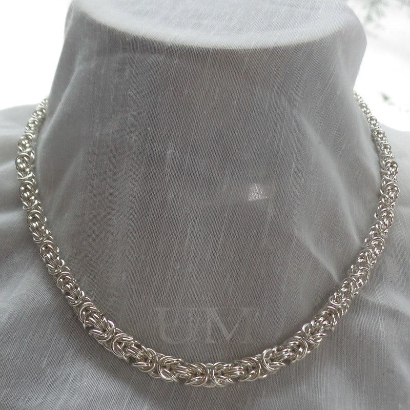 Bold Graduated Byzantine necklace kitpack, finished necklace on bust