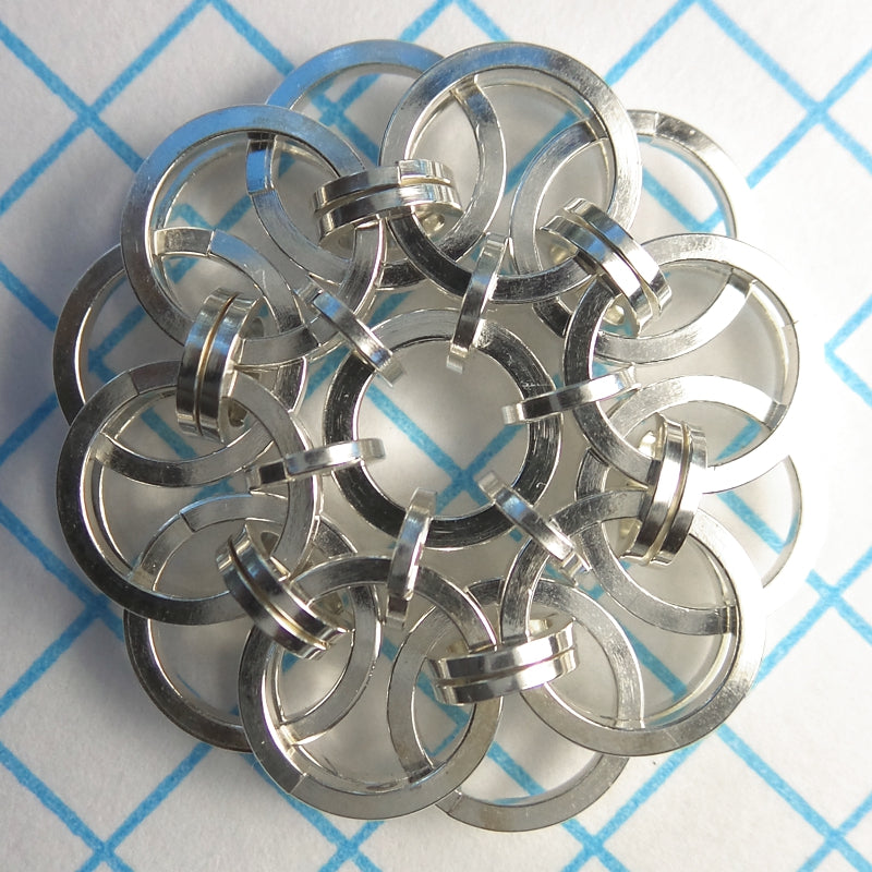Wallflowers in square rings, photo 28