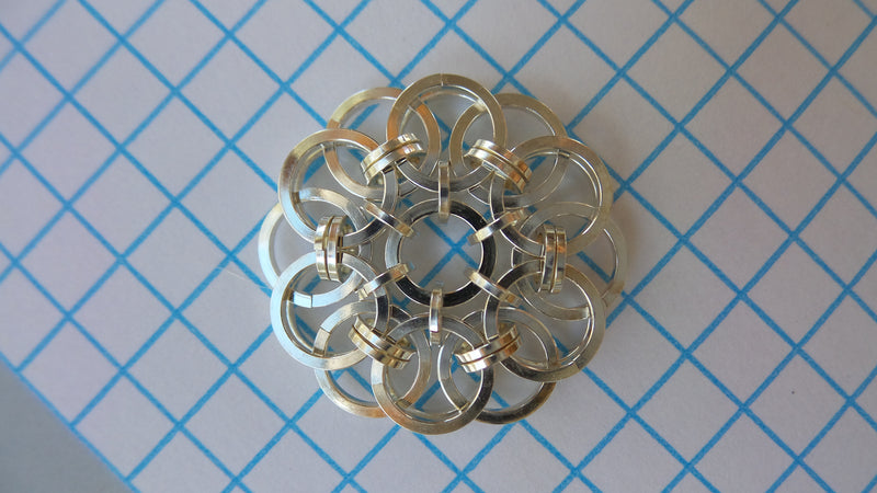 Wallflowers in square rings, photo 50