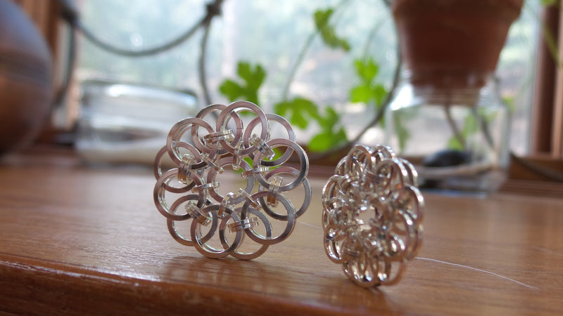 Wallflowers in square rings, photo 52