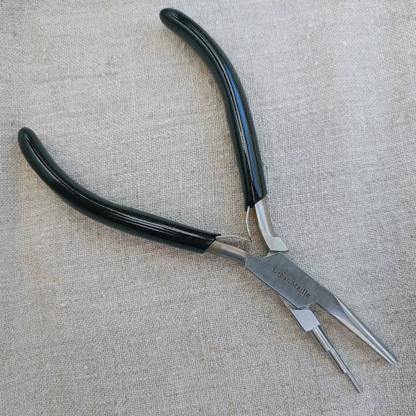 Stepped Coiling Pliers